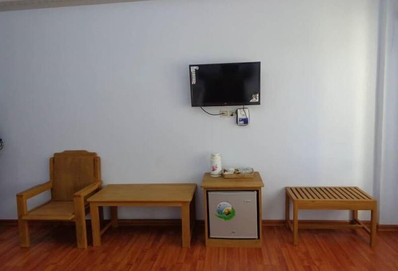 اتاق لوکس, Golden Lotus Inle