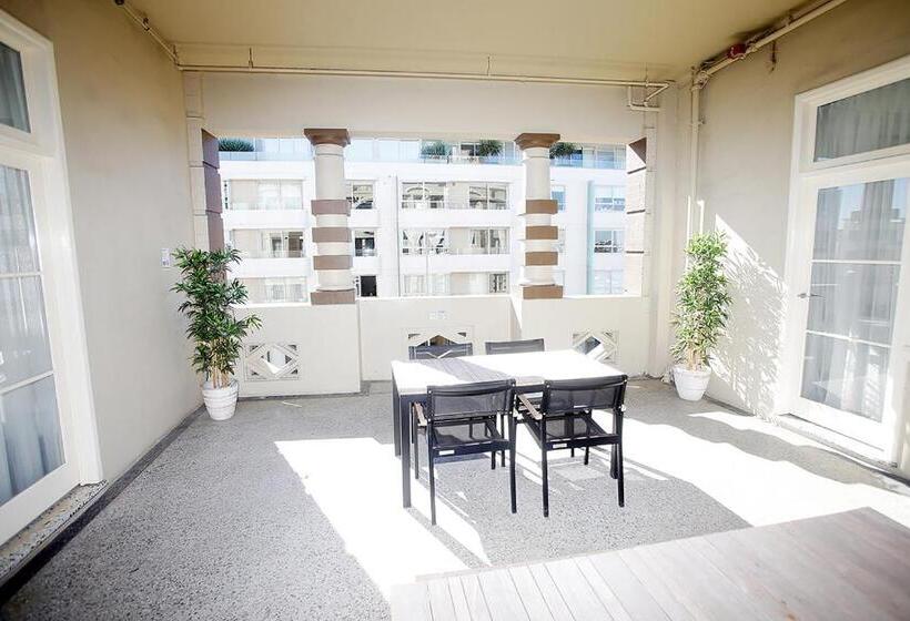 Номер Стандарт, Bondi