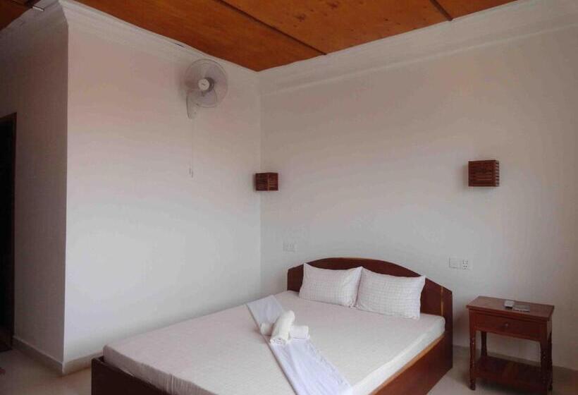Номер Стандарт Индивидуальный, Greenpark Village Guesthouse