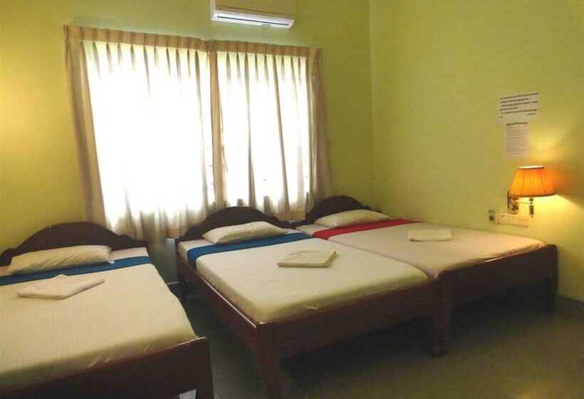 Номер Стандарт Трехместный, Greenpark Village Guesthouse