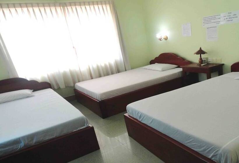 Номер Стандарт Трехместный, Greenpark Village Guesthouse