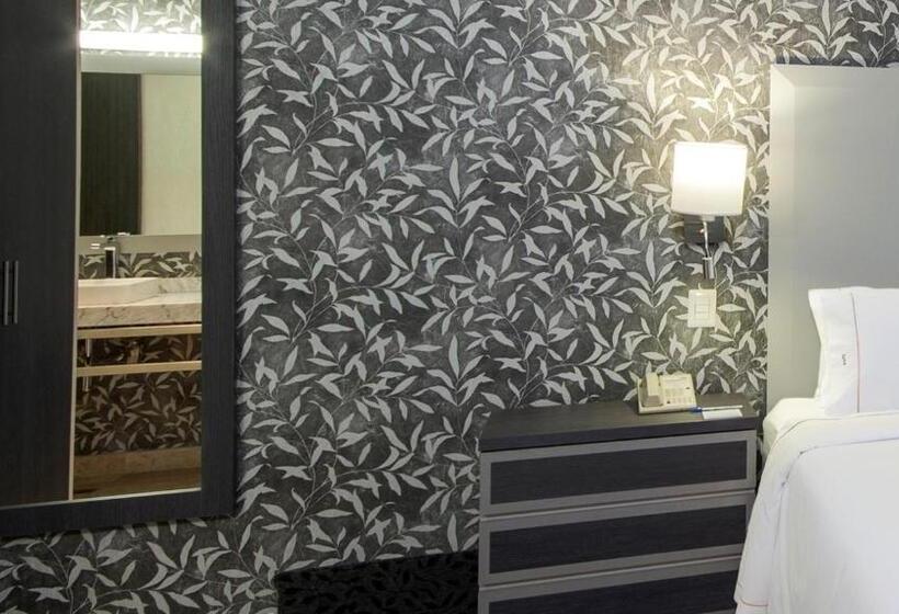 اتاق استاندارد, Holiday Inn Express & Suites Queretaro, An Ihg