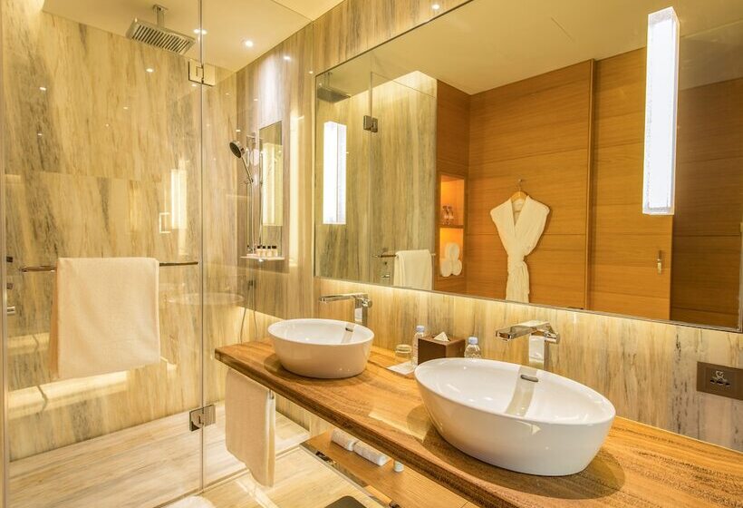 اتاق استاندارد با تخت دوبل و چشم‌انداز پارک, Park Hyatt Guangzhou