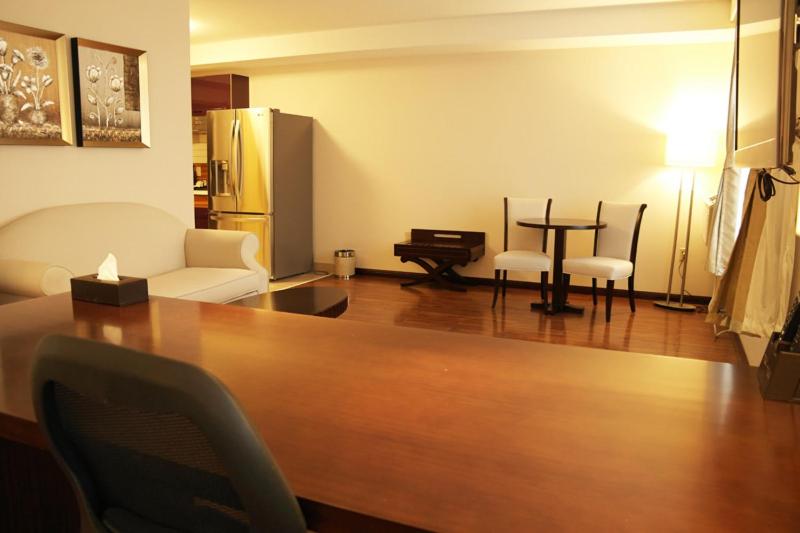스위트 킹사이즈 침대, Days Inn & Suites By Wyndham Fort Saskatchewan