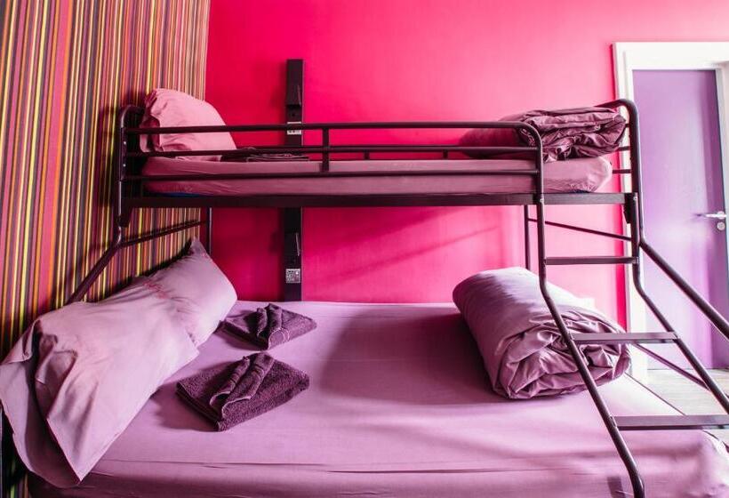 اتاق استاندارد چهار تخته, Safestay London Kensington Holland Park