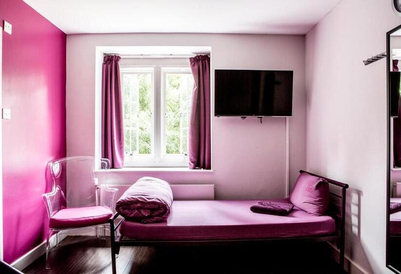 اتاق استاندارد چهار تخته, Safestay London Kensington Holland Park