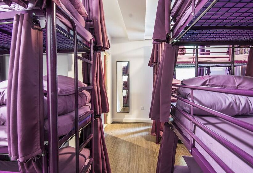 4인용 스탠다드 룸, Safestay London Kensington Holland Park