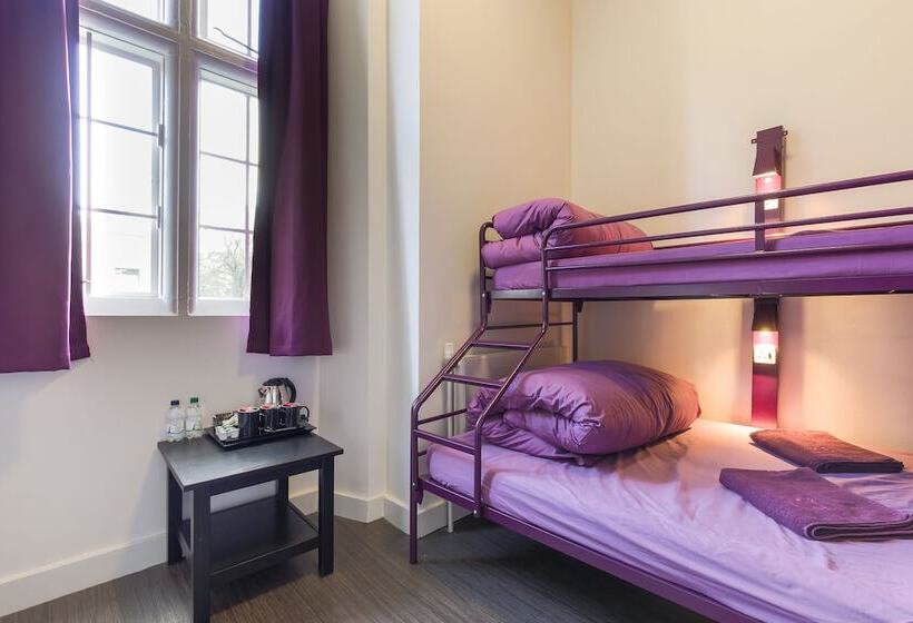 اتاق استاندارد چهارنفره با سرویس بهداشتی مشترک, Safestay London Kensington Holland Park