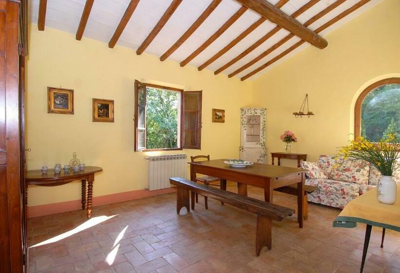 带2个卧室的公寓, Podere Santaadele
