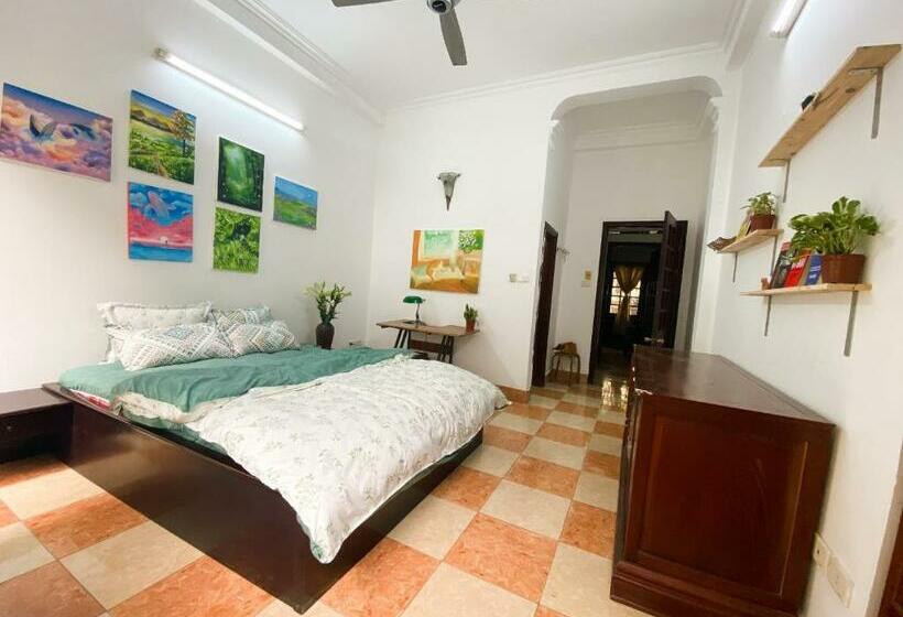 Standard Room King Size Bed, Morri Homestay   Quán Thánh