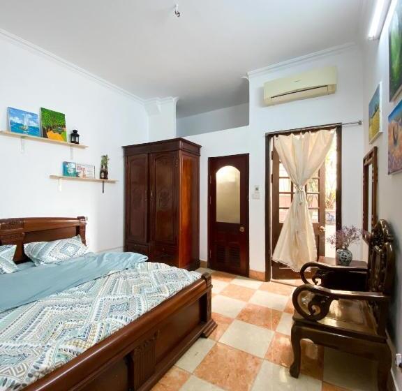 Standard Room with Balcony, Morri Homestay   Quán Thánh