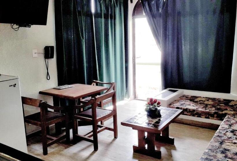 スイート, Solimar Inn Suites
