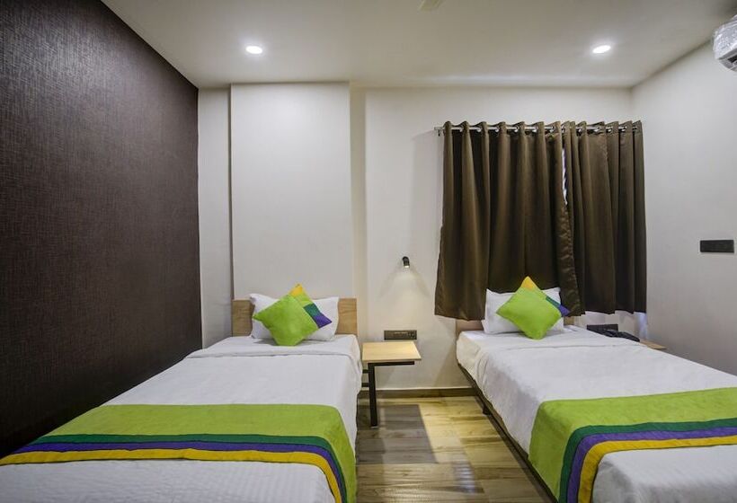 اتاق استاندارد, Treebo Grand Lotus   3 Km From Textile Market