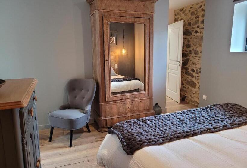 Номер Стандарт, La Ferme Parrinet   Gîte Et Chambres D Hôtes
