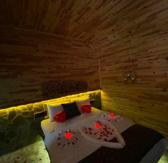 패밀리 방갈로, Sitiela Bungalov Kir Evi