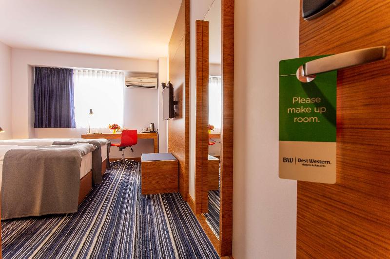 스탠다드 스튜디오, Fusion Suites Da Nang