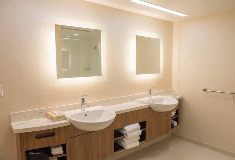 Люкс, Springhill Suites By Marriott Buffalo Airport