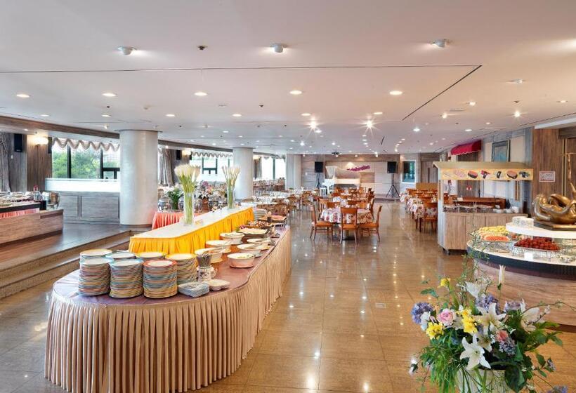 Номер Deluxe, The K Hotel Gyeongju