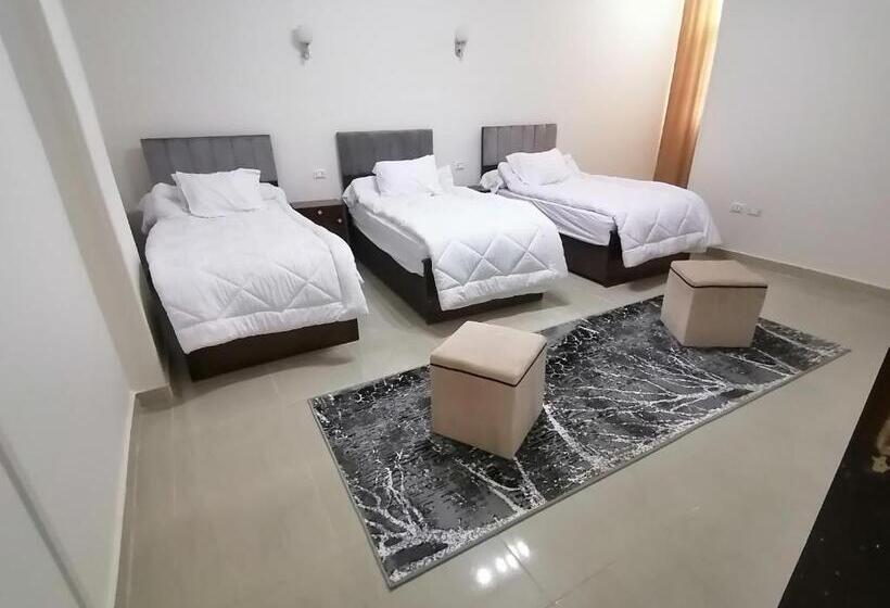 غرفة أساسية ثلاثية, Primo Pyramids Inn