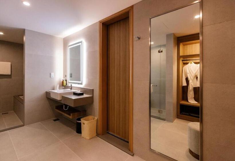 Люкс, Holiday Inn Sepang Airport By Ihg