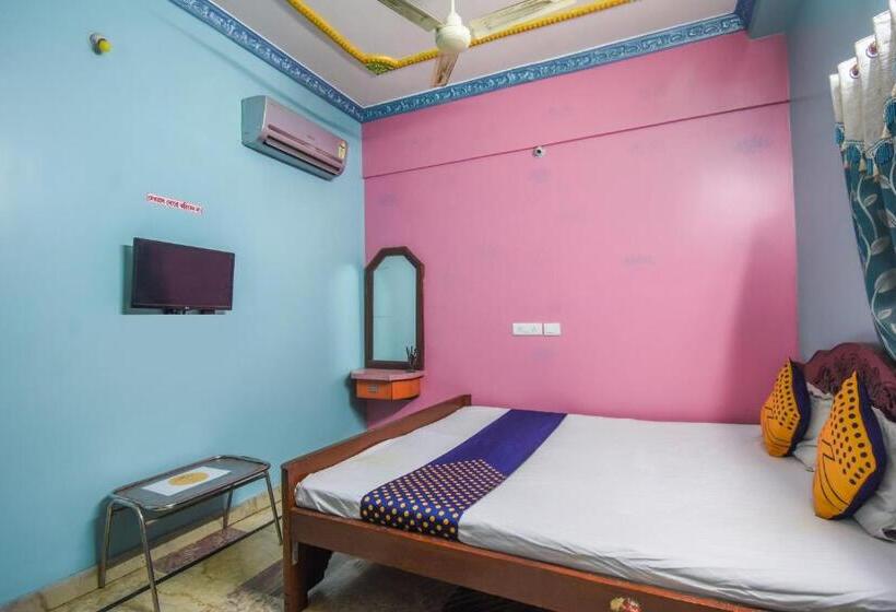 Трехместный Номер Классика, Oyo Flagship 68145 Sabuj Sathi Guest House