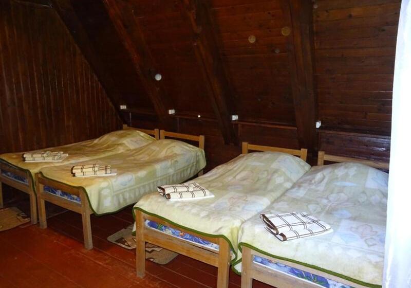 Economy Triple Room, золотая бухта база отдыха