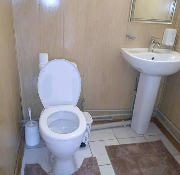 کلبه ییلاقی, Prime Time Guest House