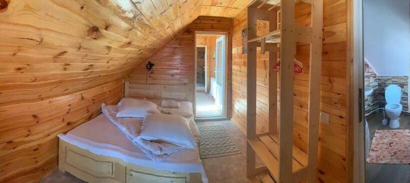 스위트, Casa Viorica și Luis