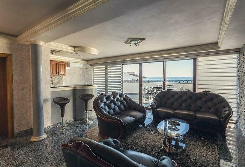 آپارتمان 2 خوابه با چشم‌انداز دریا, Villa M