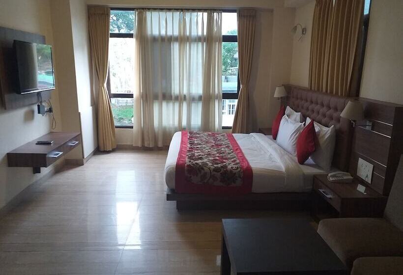 豪华房间, Sobralia Hotels Casino Resort & Spa