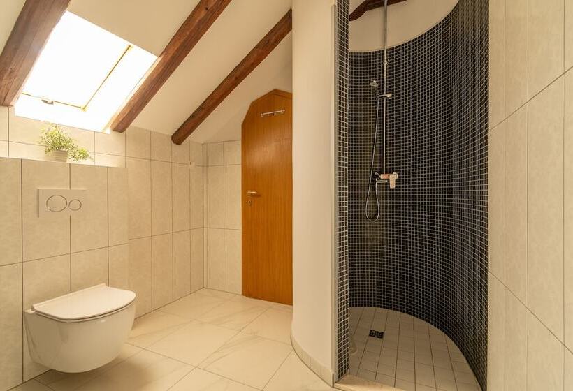 패밀리 스위트, B&b Heritage Villa Apolon