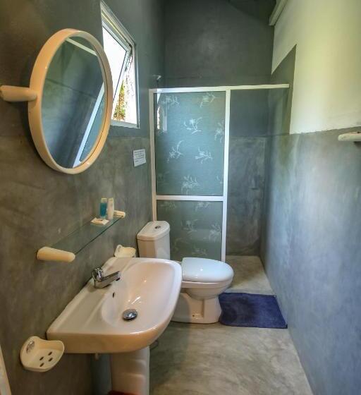 标准三人间, Holiday Inn Unawatuna