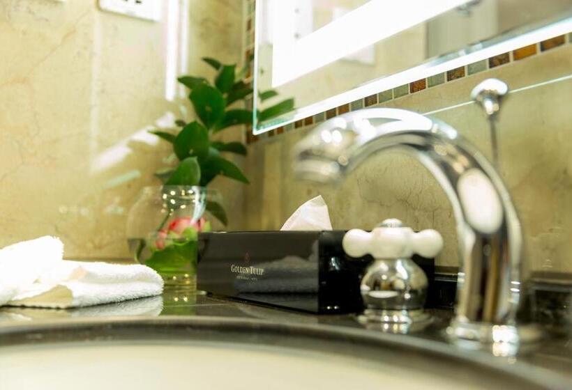 اتاق لوکس با تخت بزرگ, Golden Tulip Addis Ababa