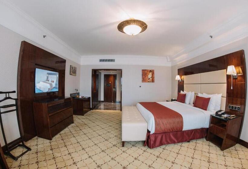 اتاق اجرایی با تخت بزرگ, Golden Tulip Addis Ababa
