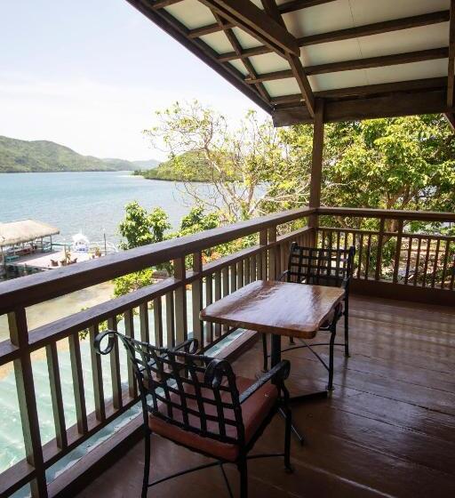 اتاق لوکس با بالکن و چشم‌انداز دریا, La Estancia Busuanga