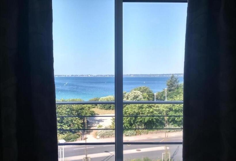 סוויטת ג'וניור צדדית נוף לים, Thalasso Concarneau Spa Marin Resort