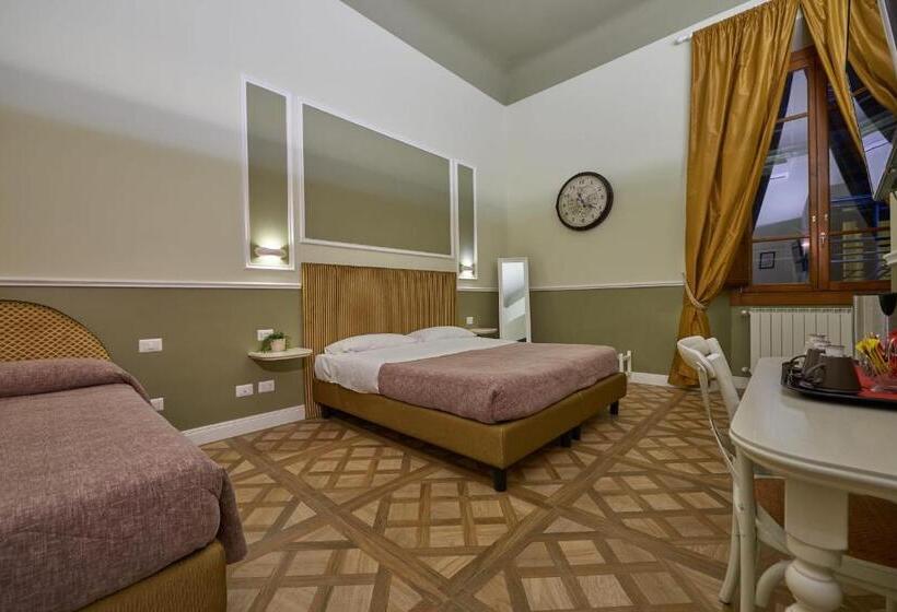 اتاق سوپریور سه تخته, B&b Le Stanze Del Duomo