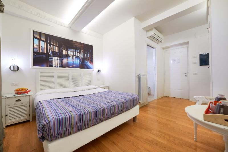 اتاق کلاسیک, B&b Le Stanze Del Duomo