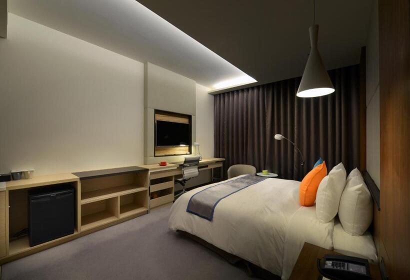 デラックスの４人部屋, Golden Tulip Glory Fine