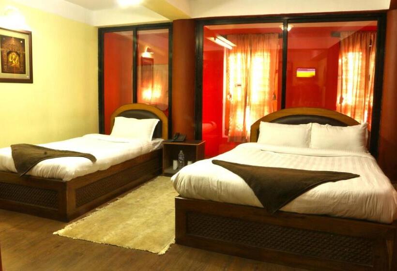 اتاق استاندارد سه نفره, Siddhi Home & Restaurant