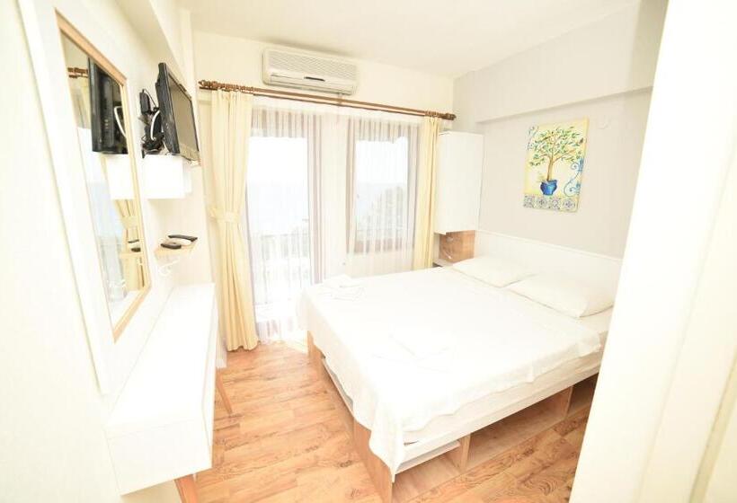 Quarto standart com varanda, Limonata Otel Assos