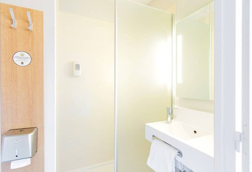 اتاق استاندارد سه نفره, B&b Hotel Limoges Centre Gare