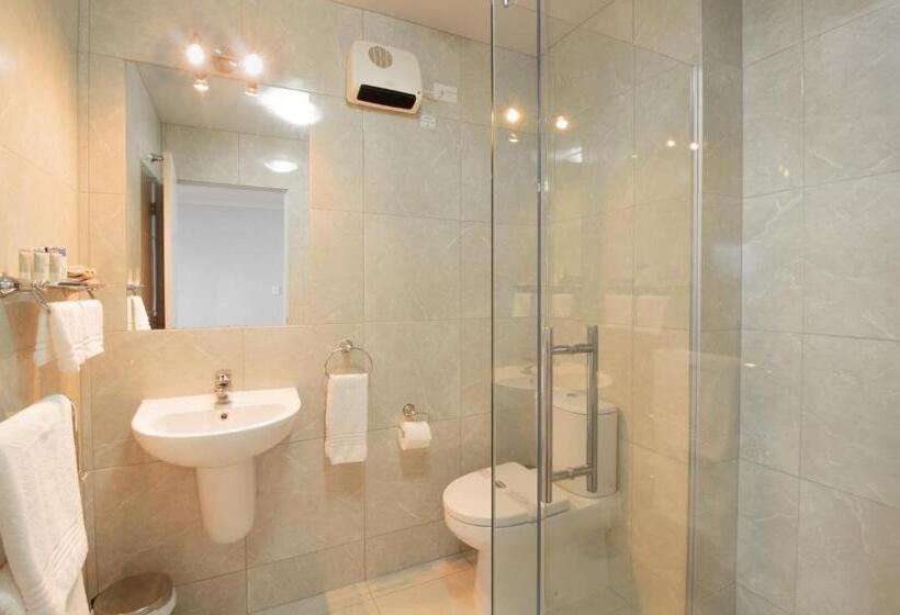 Студия Стандарт, Bks Premier Motel Esplanade
