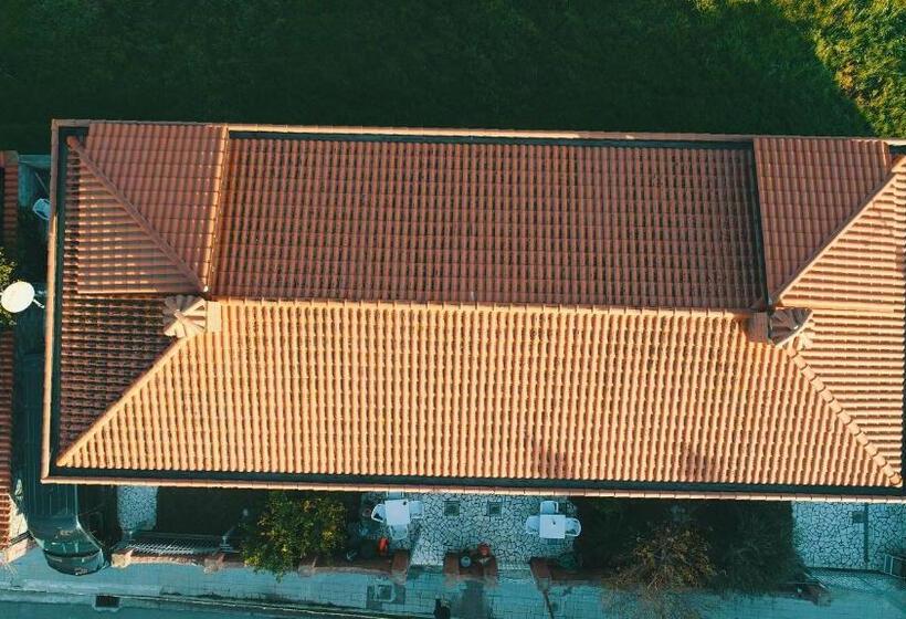 Номер Стандарт, Anaelehouserooms Ltb