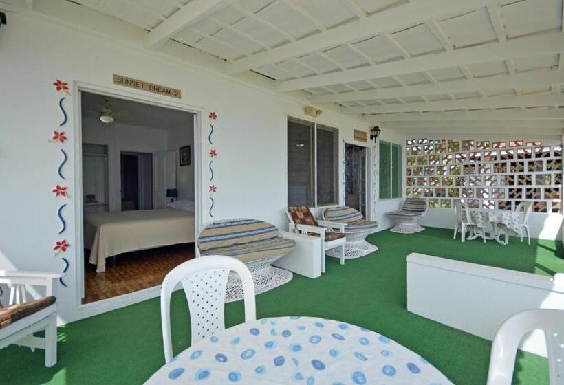 اتاق سوپریور با تخت بزرگ, Beyond Sunset Resort & Villas