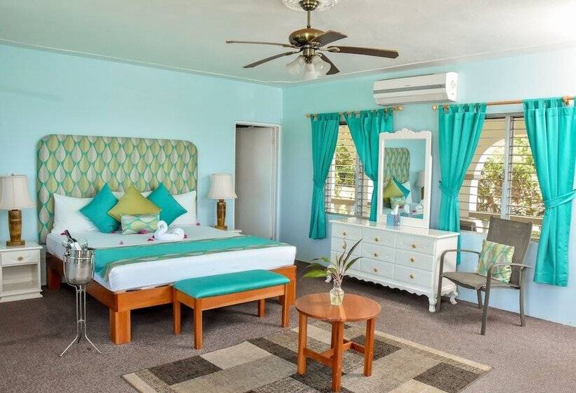 اتاق لوکس با تخت بزرگ, Beyond Sunset Resort & Villas
