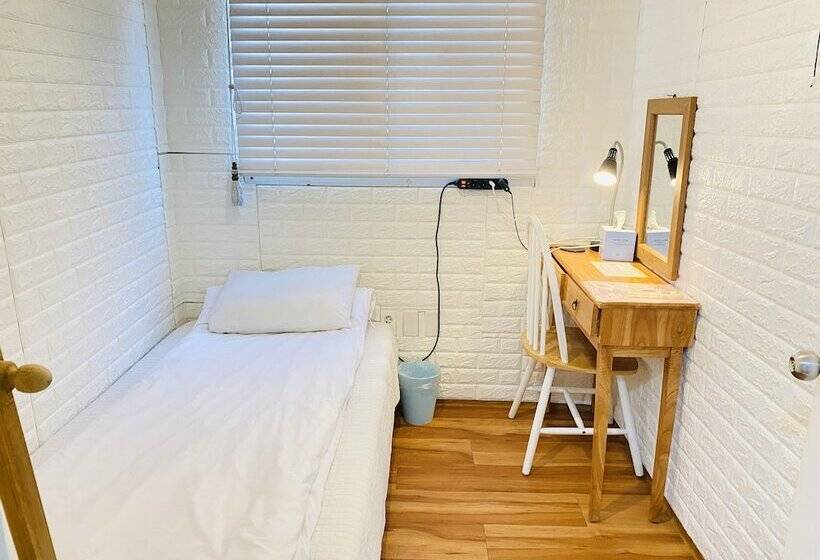 חדר סטנדרט יחיד, Aroha Guesthouse Seoul Station
