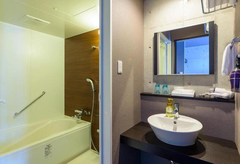 غرفة قياسية بالطابق العلوى, Nahawest Inn