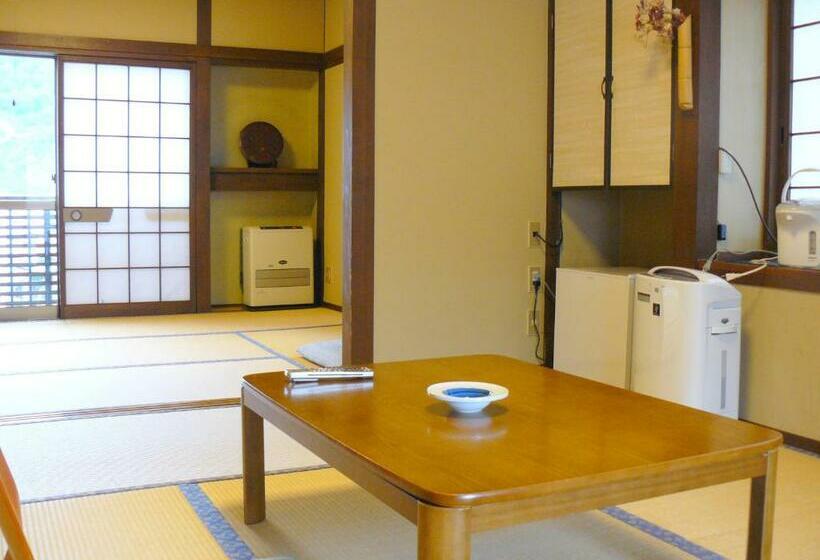 Трехместный Номер Стандарт Совместная Ванная, Ryokan Yamashiroya