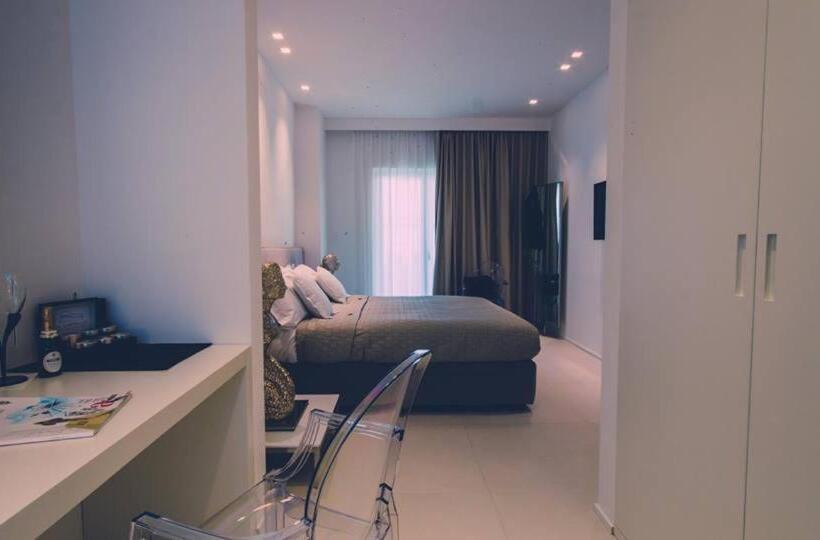 سوییت لوکس, Siracusa Luxury Apartment